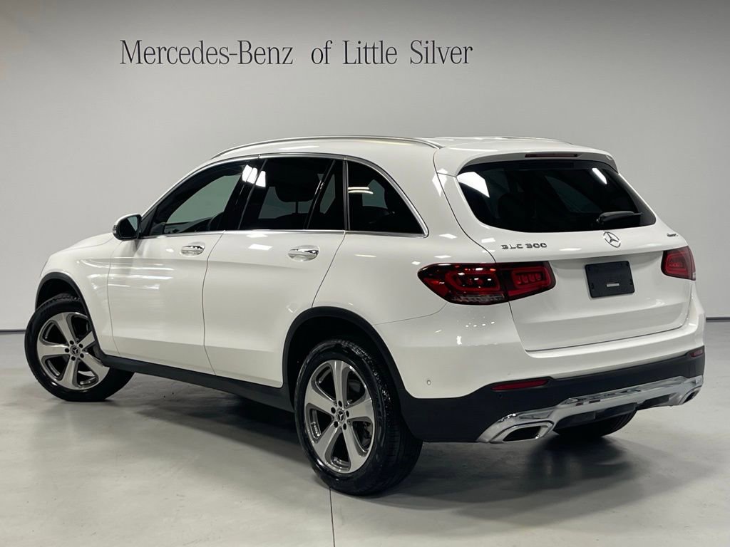 Used 2022 Mercedes-Benz GLC 300 4MATIC image 3