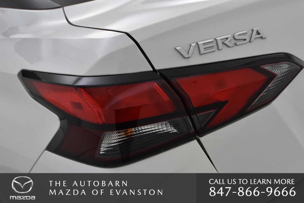 Used 2024 Nissan Versa SV w/ Trunk Package image 32