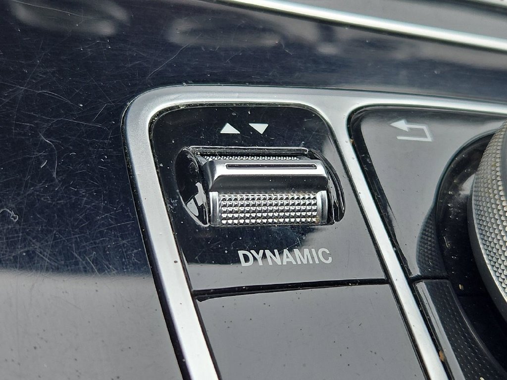Used 2017 Mercedes-Benz E 300 4MATIC image 25
