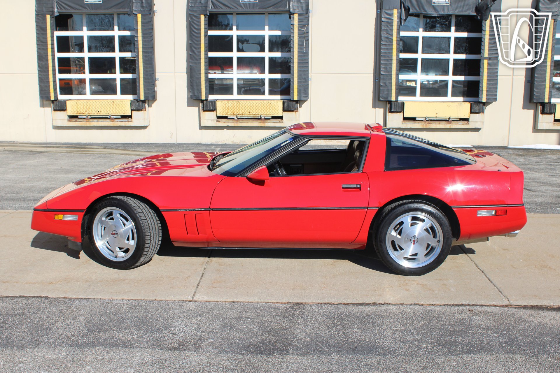 Used 1989 Chevrolet Corvette Coupe RWD image 4