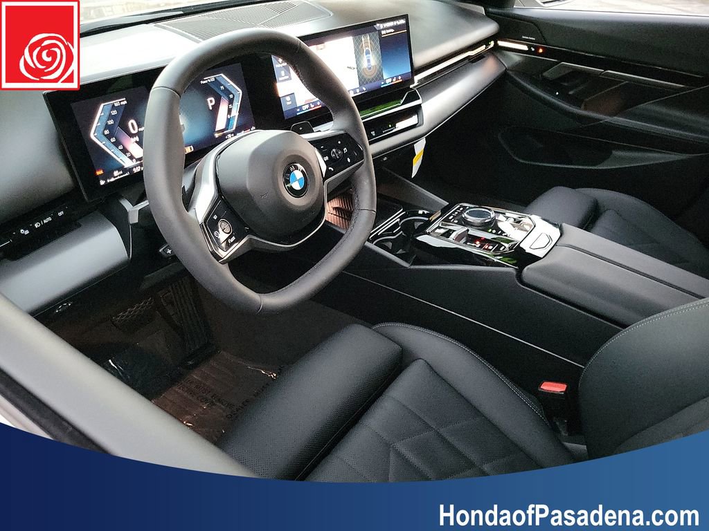 Used 2025 BMW 530i image 9
