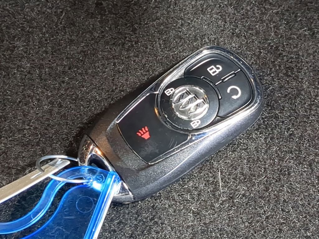 Used 2019 Buick Encore Essence image 38