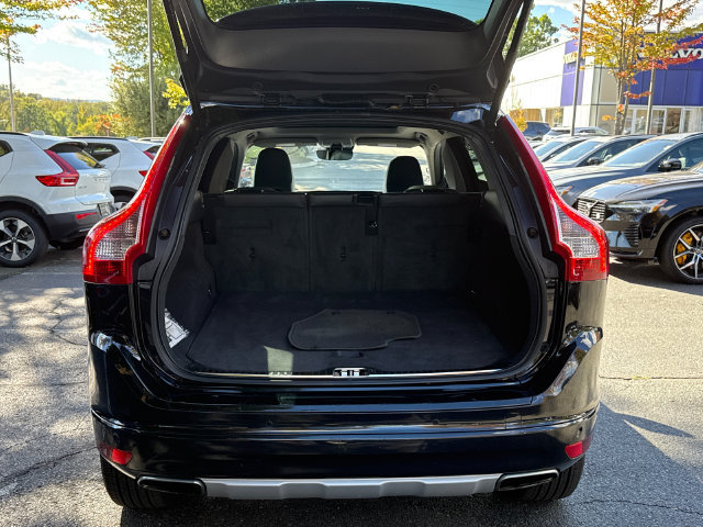 Used 2017 Volvo XC60 T5 Inscription w/ Preferred Option Package AWD/4WD image 25
