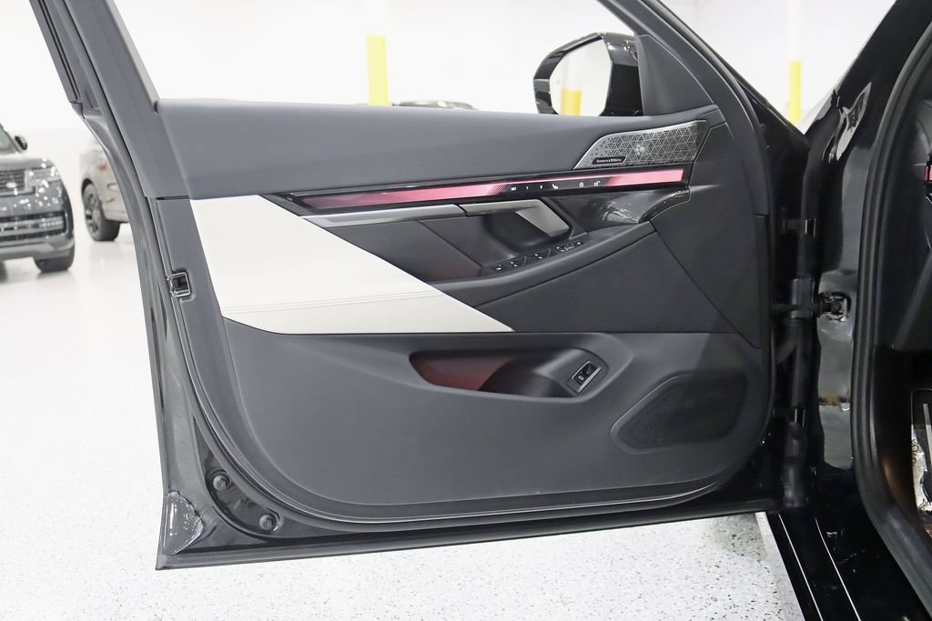 Used 2024 BMW i5 M60 w/ Premium Package AWD/4WD image 37