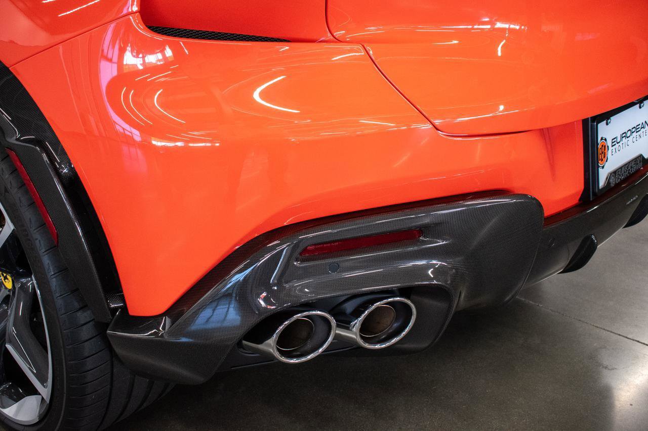Used 2025 Ferrari Purosangue AWD/4WD image 25