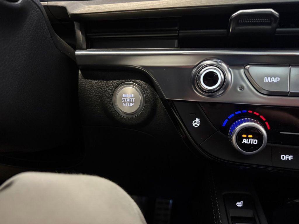 Used 2025 Kia Telluride SX X-Line image 29