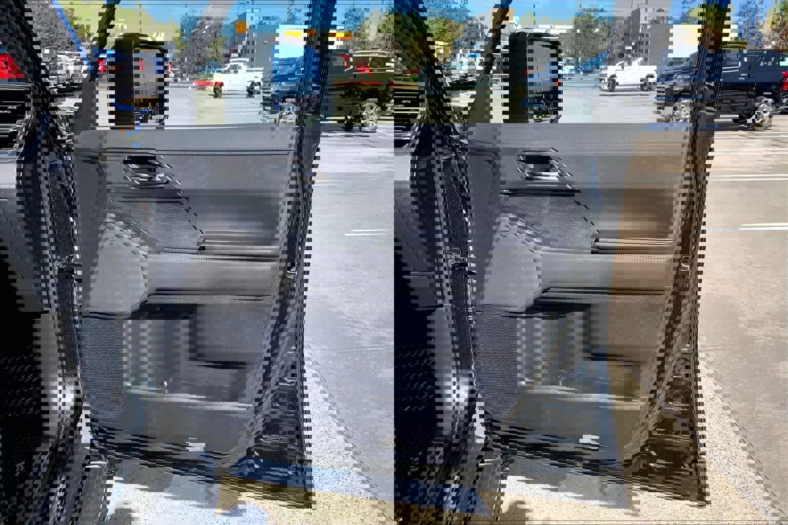 Used 2024 Lexus GX 550 image 23