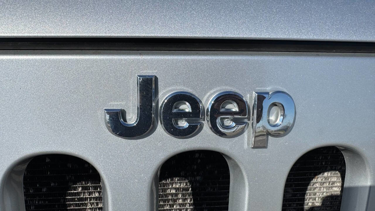 Used 2007 Jeep Wrangler Unlimited X image 26