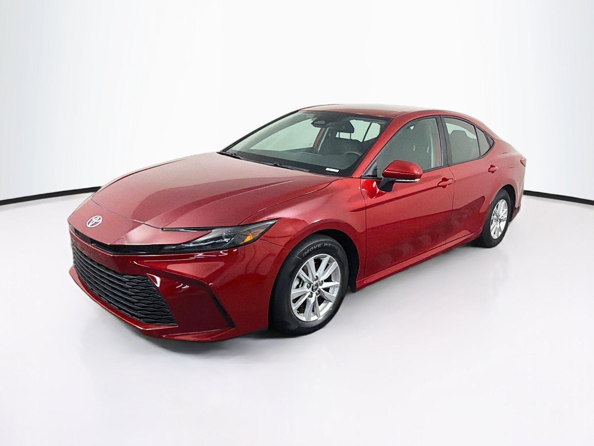 Used 2025 Toyota Camry LE FWD image 3
