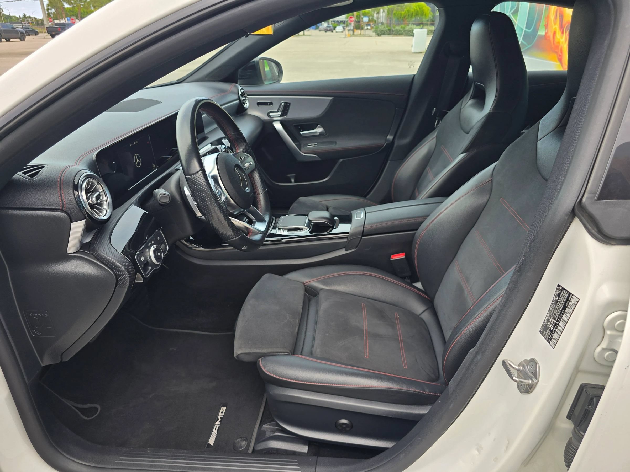 Used 2020 Mercedes-Benz CLA 250 image 13