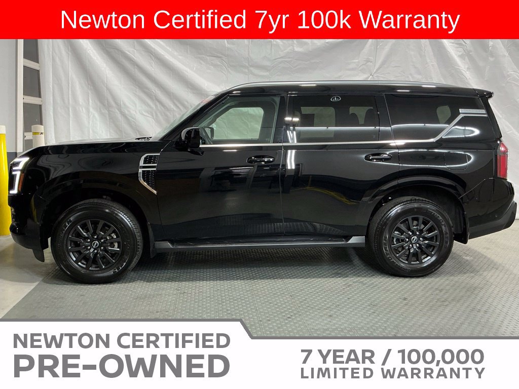 Used 2025 Nissan Armada SV RWD image 3
