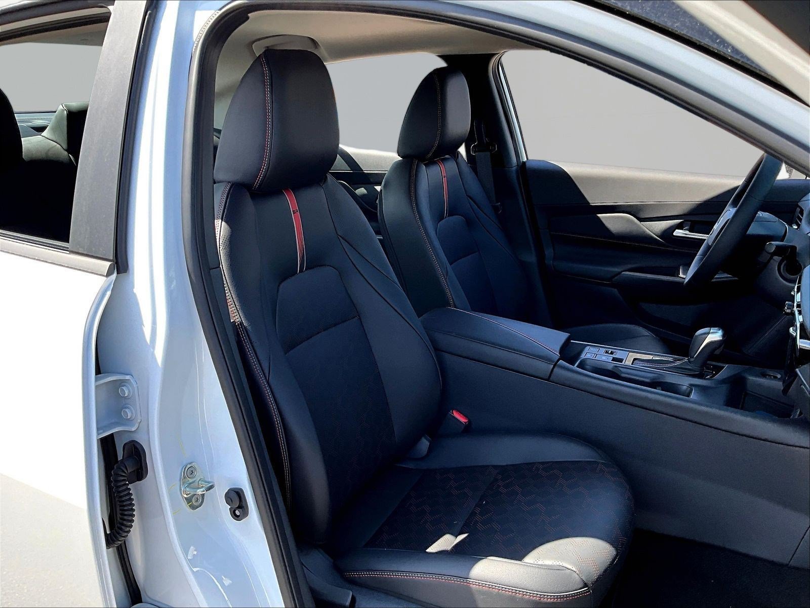New 2027 Nissan Sentra SR w/ SR Premium Package FWD image 19