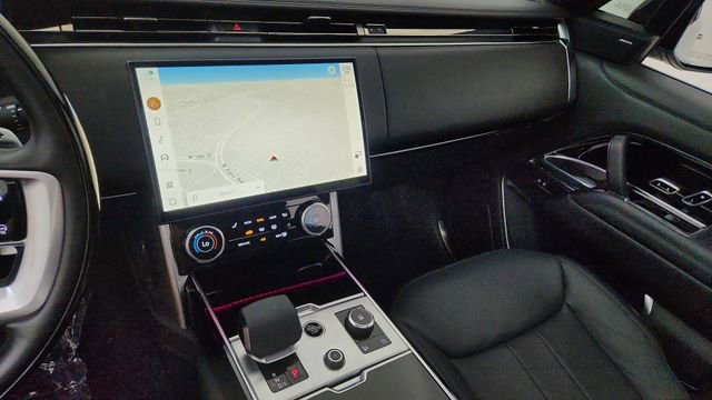 Used 2023 Land Rover Range Rover SE AWD/4WD image 41