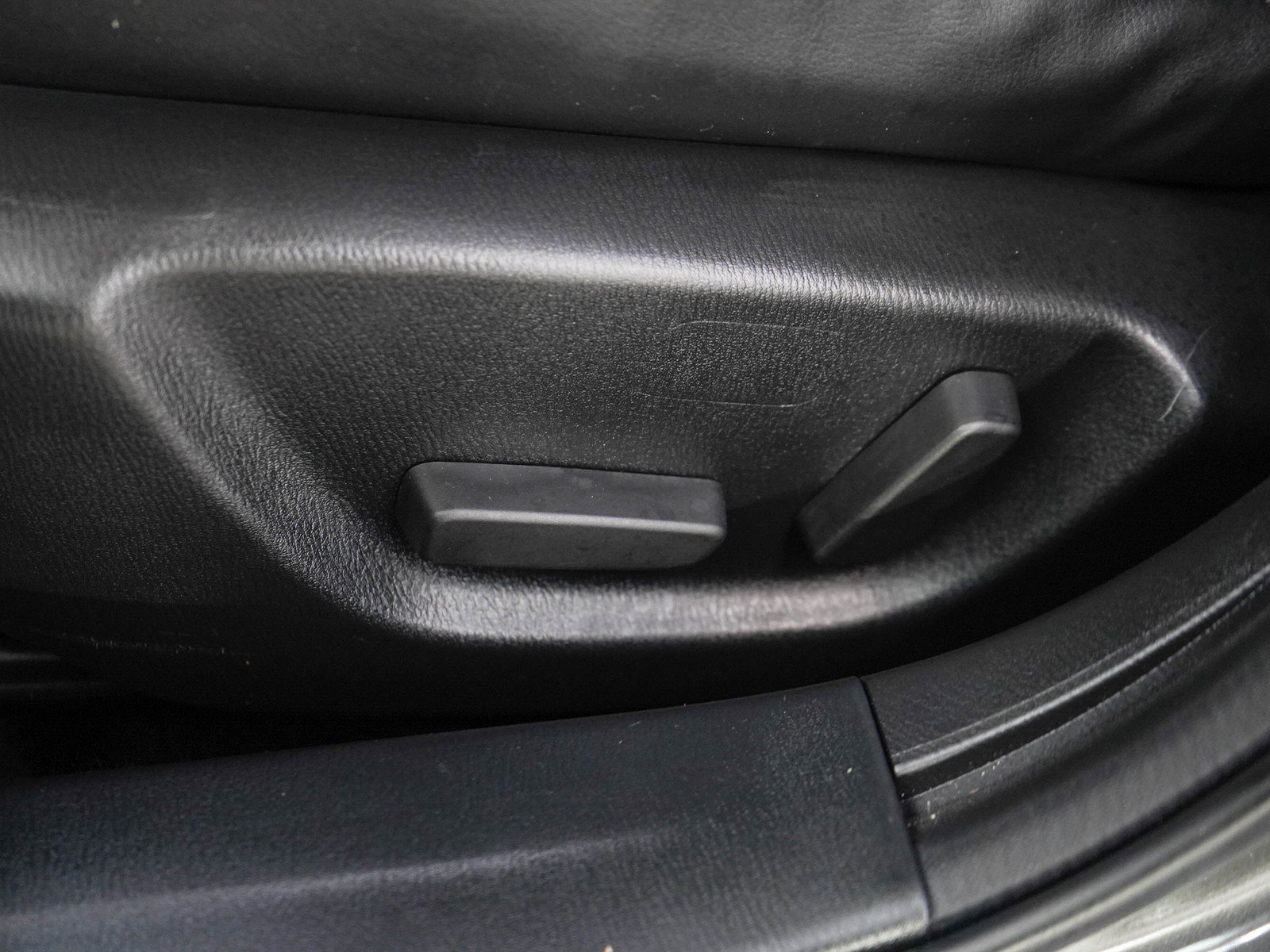 Used 2017 MAZDA MAZDA3 Touring FWD image 27