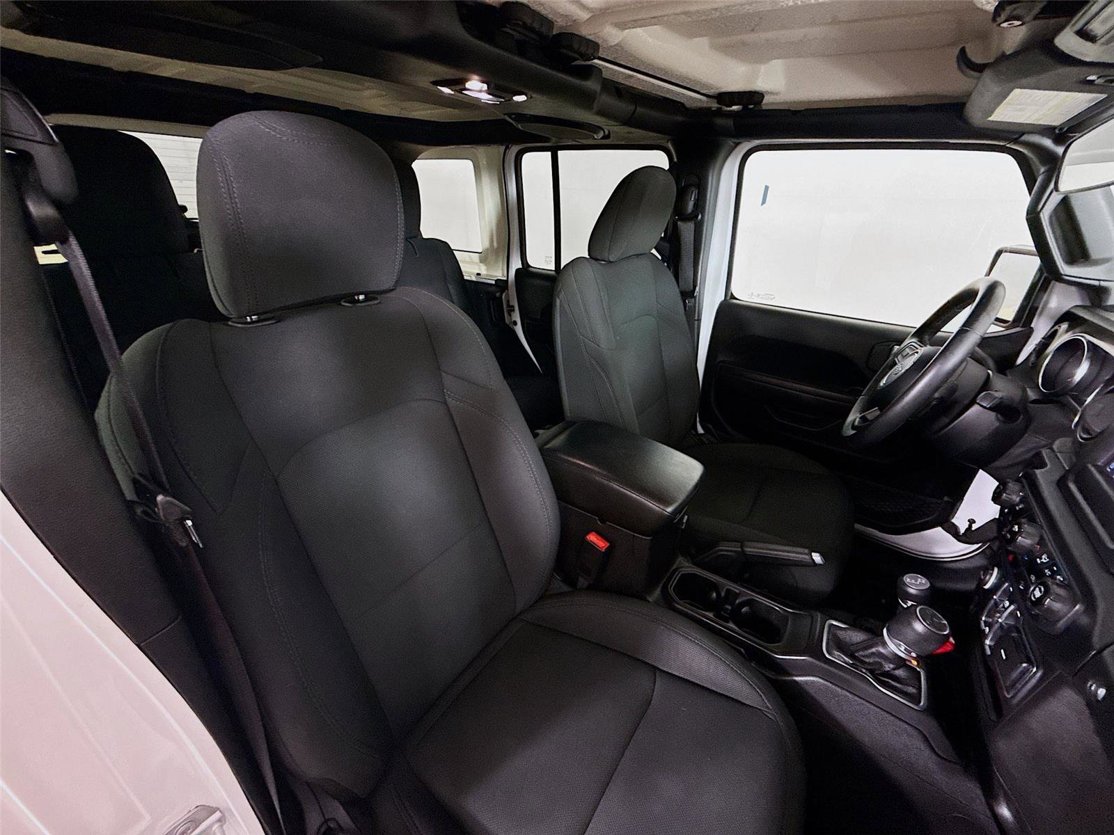 Used 2020 Jeep Wrangler Unlimited Sport S image 25