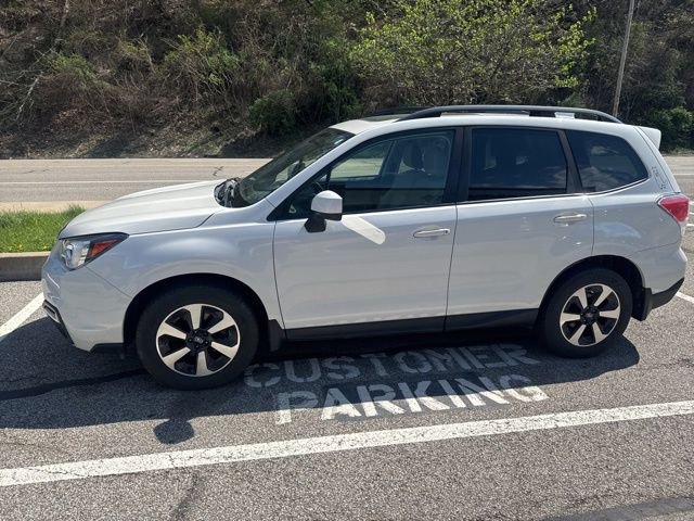Used 2018 Subaru Forester 2.5i Premium image 3