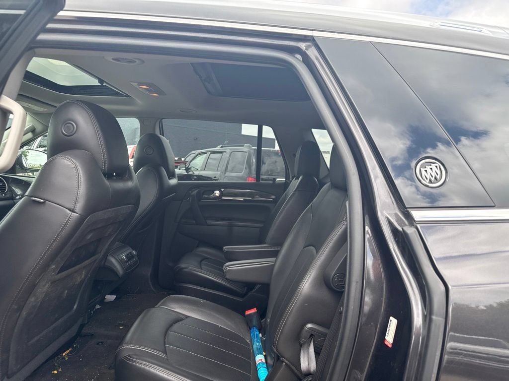 Used 2017 Buick Enclave Leather AWD/4WD image 10
