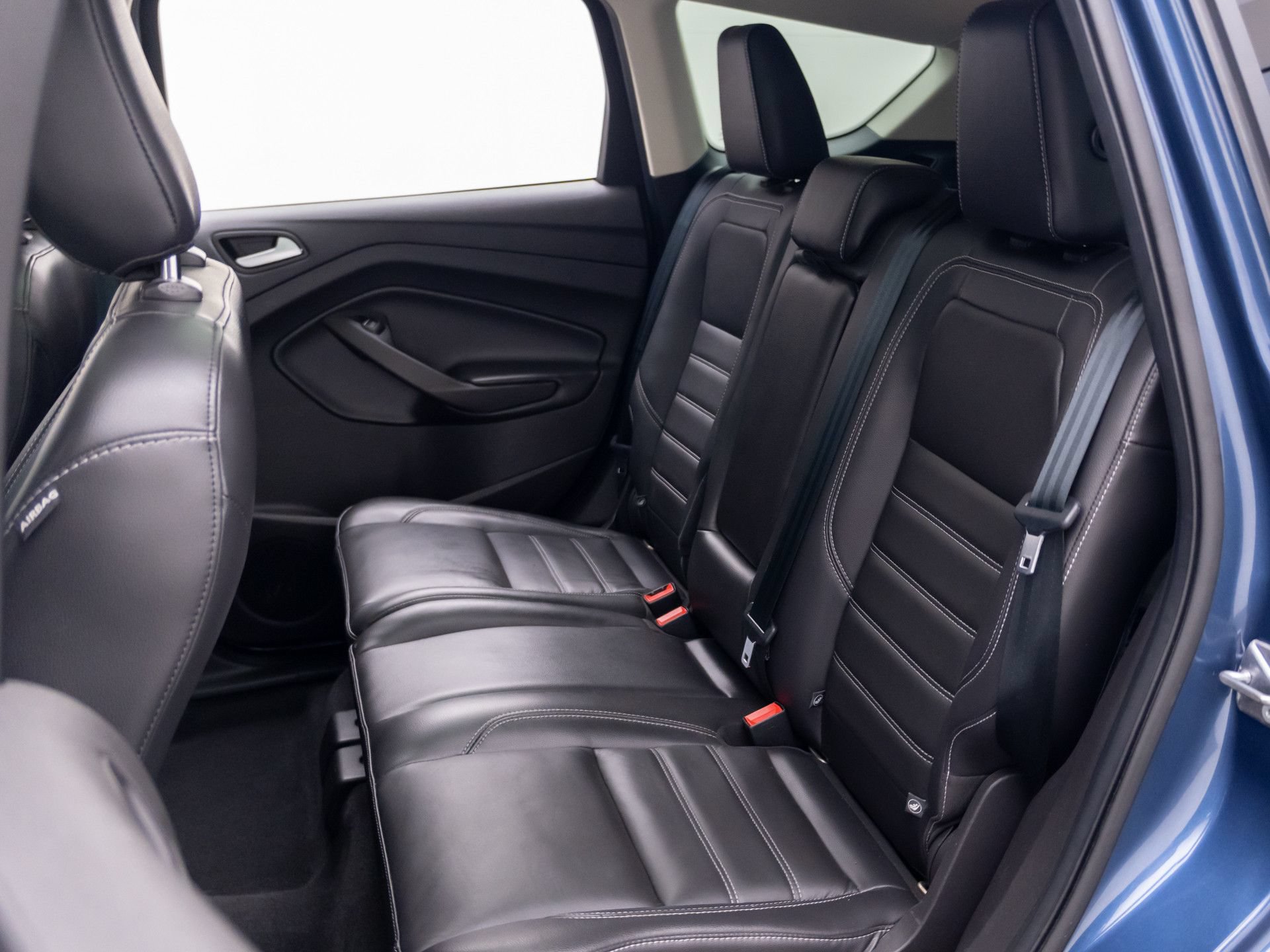 Used 2018 Ford Escape Titanium AWD/4WD image 17