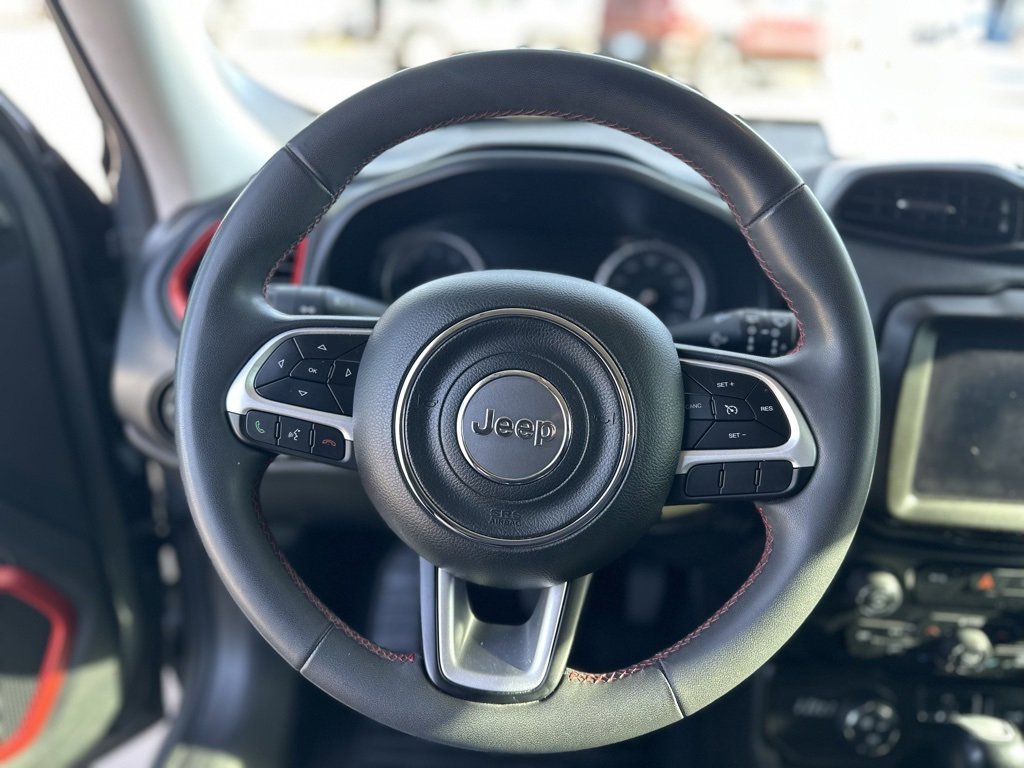 Used 2020 Jeep Renegade Trailhawk w/ UConnect 8.4 Nav Group image 29