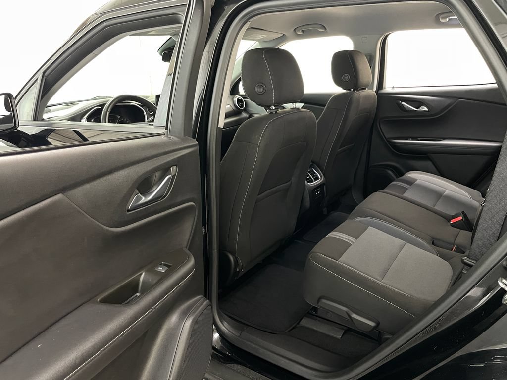 Certified 2023 Chevrolet Blazer LT w/ Midnight/Sport Edition FWD image 39