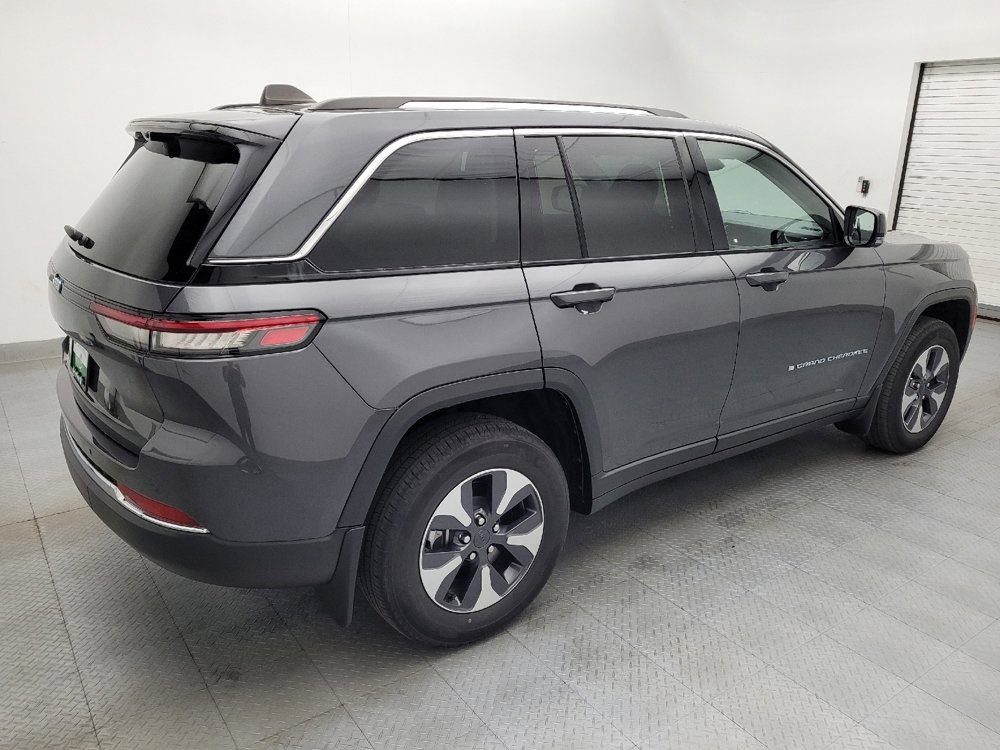 Used 2022 Jeep Grand Cherokee Limited 4xe w/ Luxury Tech Group II image 10