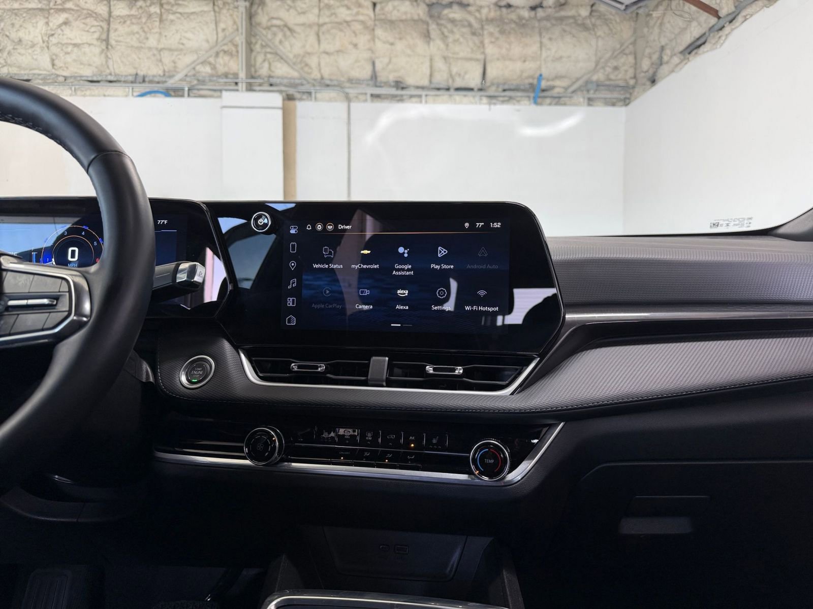 Used 2025 Chevrolet Equinox LT image 18