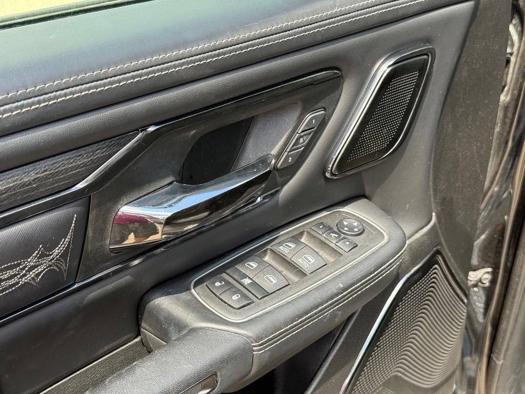Used 2022 RAM 1500 Limited AWD/4WD image 12