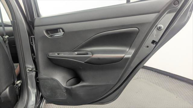 Used 2025 Nissan Versa SR FWD image 21