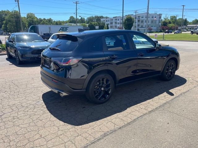 Used 2025 Honda HR-V Sport image 17