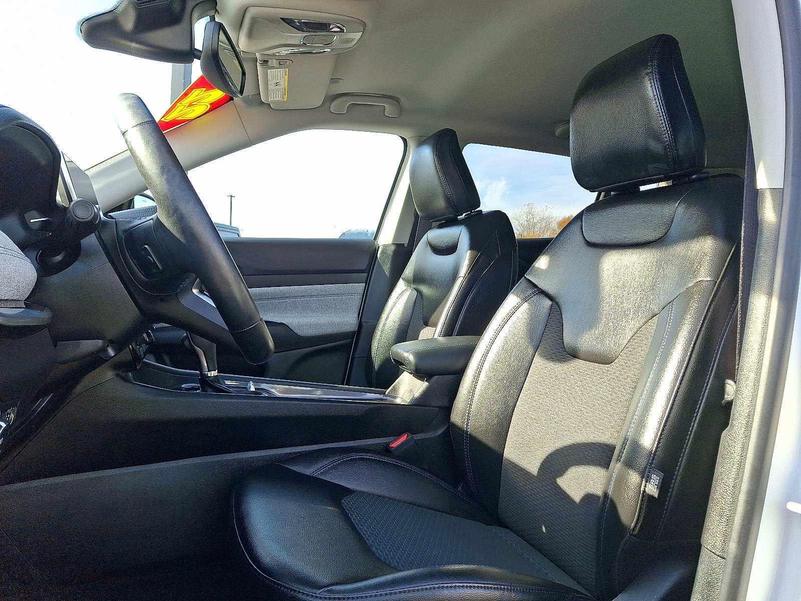 Certified 2022 Jeep Compass Latitude w/ Convenience Group image 13