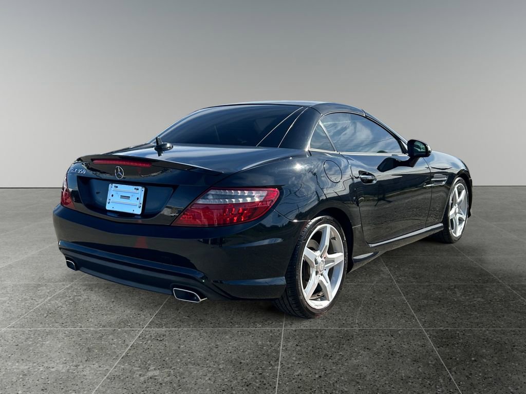 Used 2016 Mercedes-Benz SLK 350 image 7