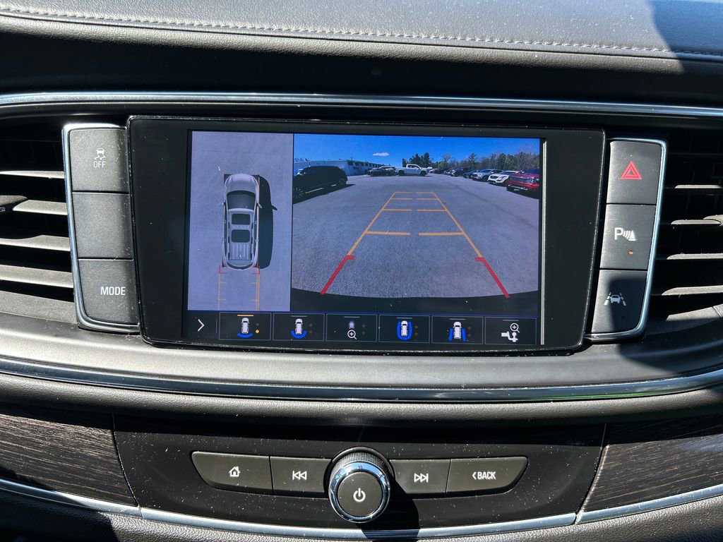Used 2021 Buick Enclave Avenir w/ Avenir Technology Package FWD image 44