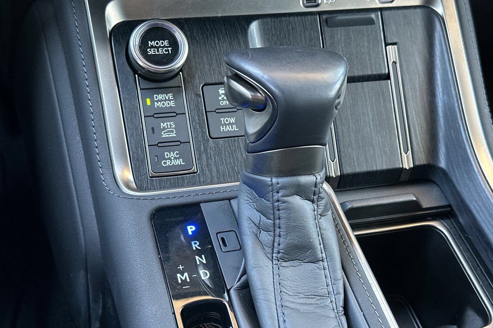 Used 2025 Lexus GX 550 AWD/4WD image 22
