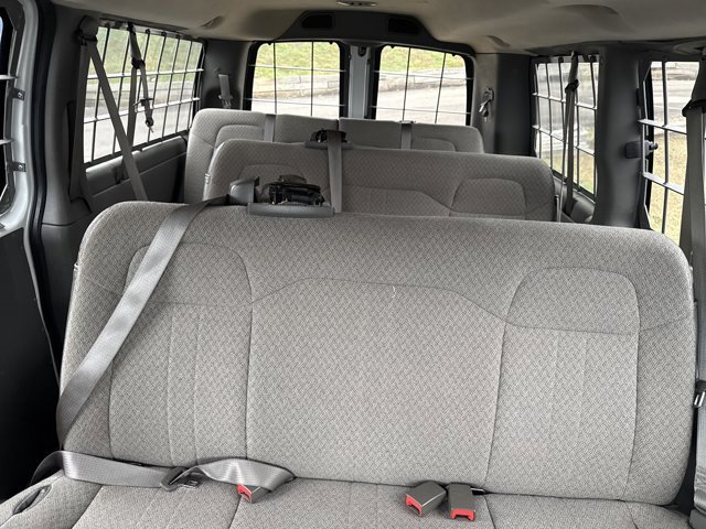 Used 2011 Chevrolet Express 2500 LS image 12