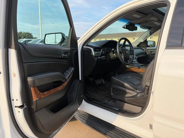 Used 2020 Chevrolet Tahoe Premier AWD/4WD image 9