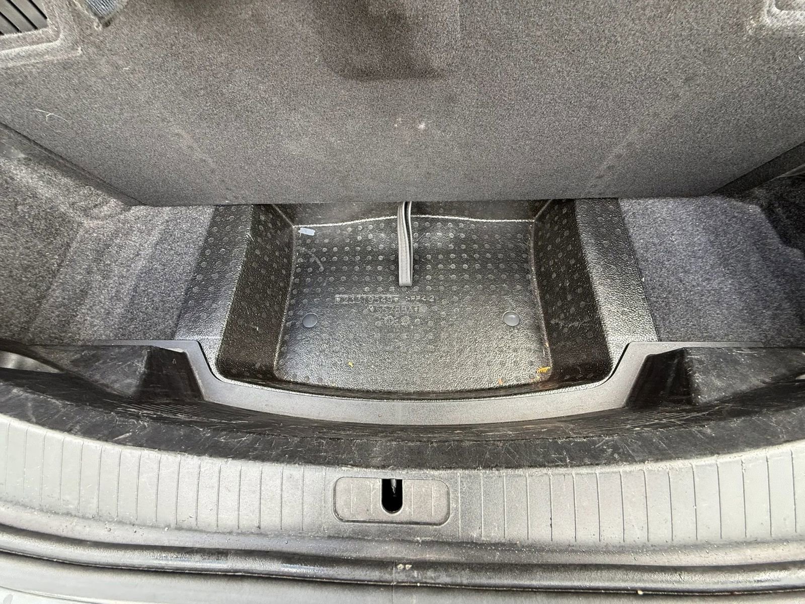 Used 2015 Cadillac XTS Luxury AWD/4WD image 14