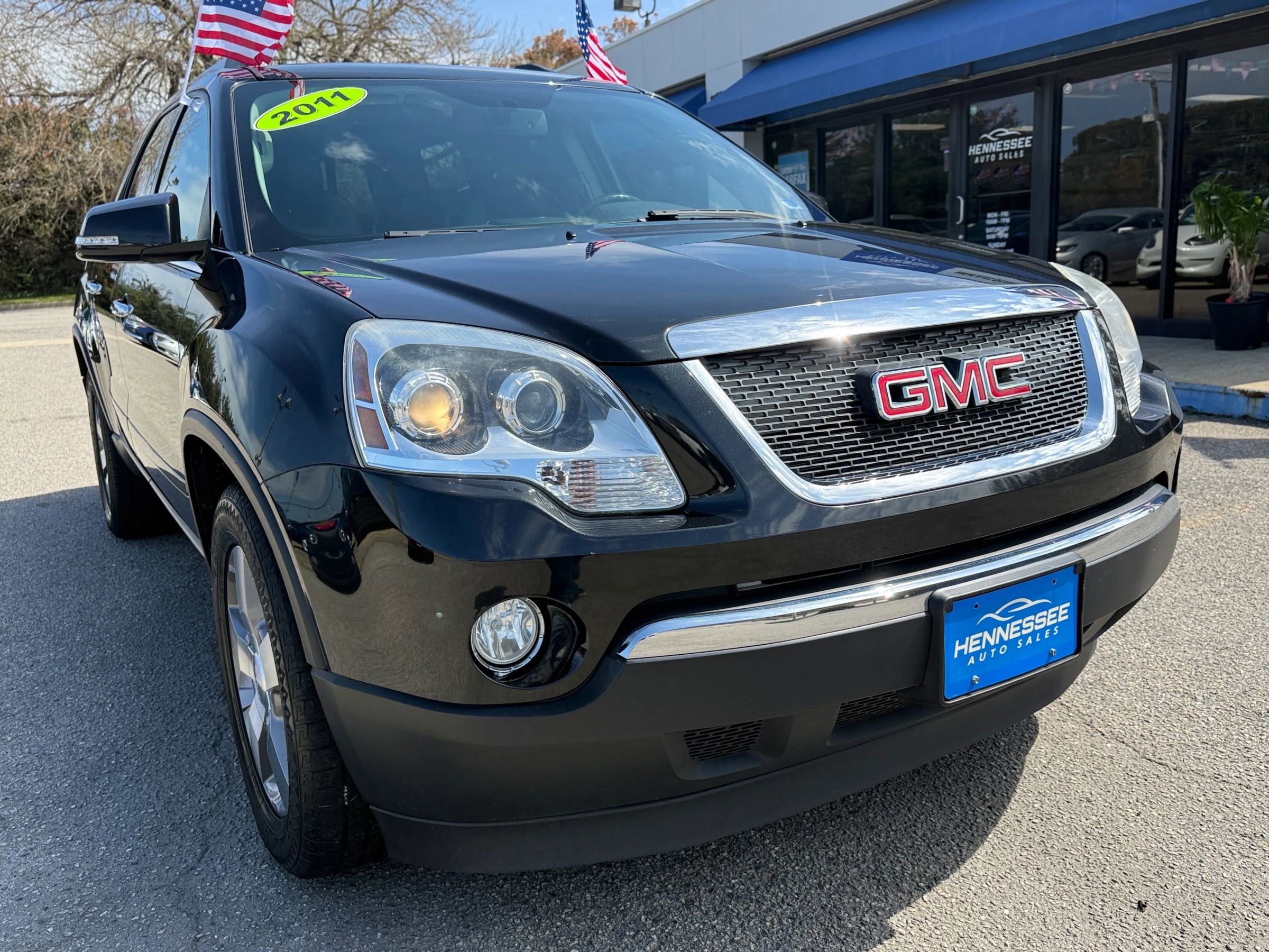 Used 2011 GMC Acadia SLT image 16