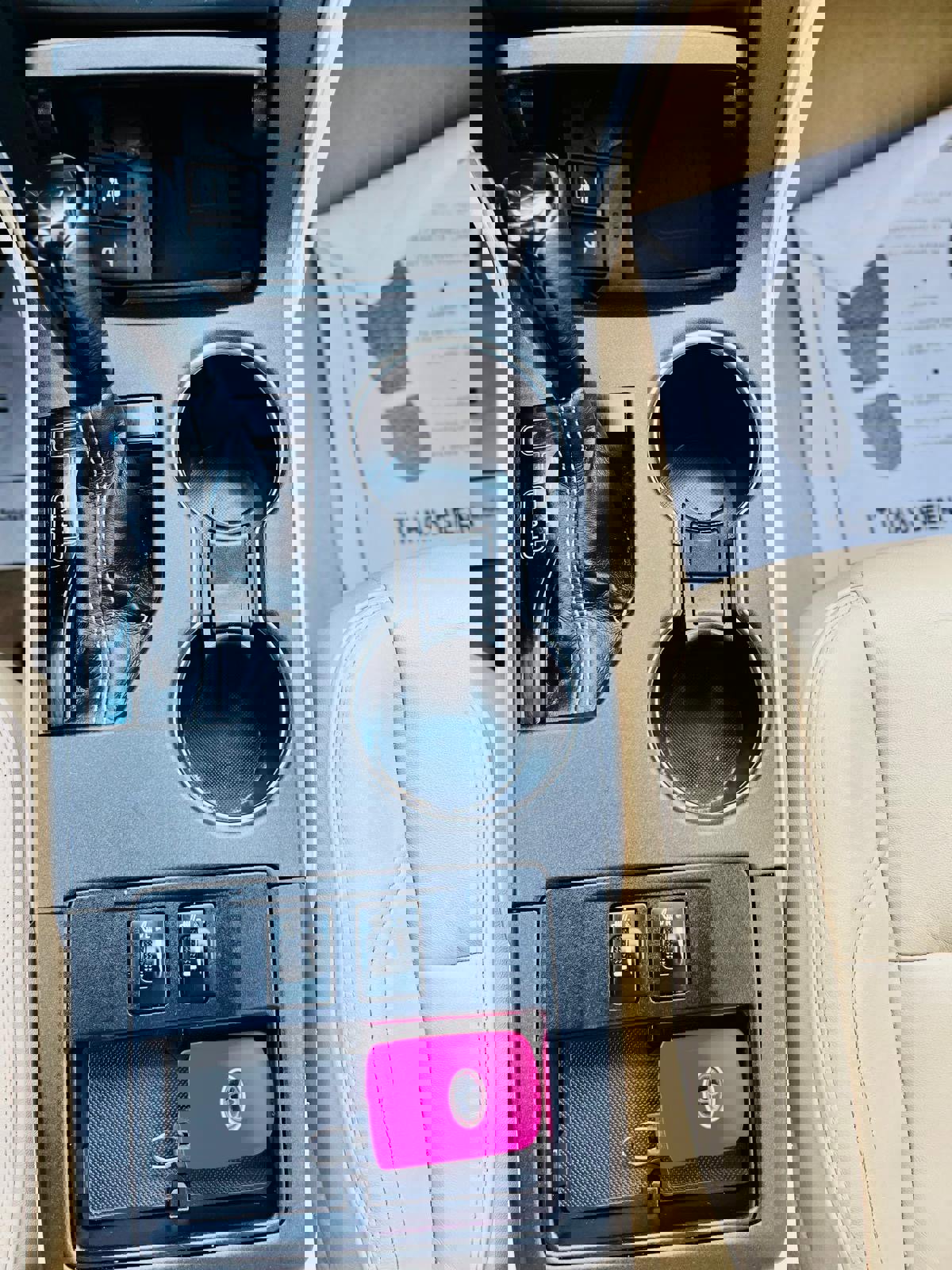 Used 2015 Toyota Camry XLE w/ Moonroof Package image 16