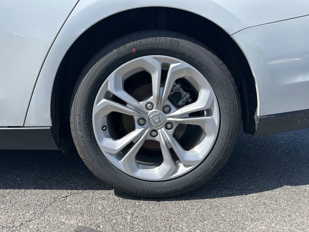 Used 2025 Honda Accord LX image 5