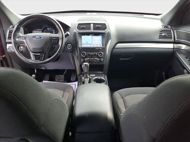 Used 2019 Ford Explorer XLT AWD/4WD image 32