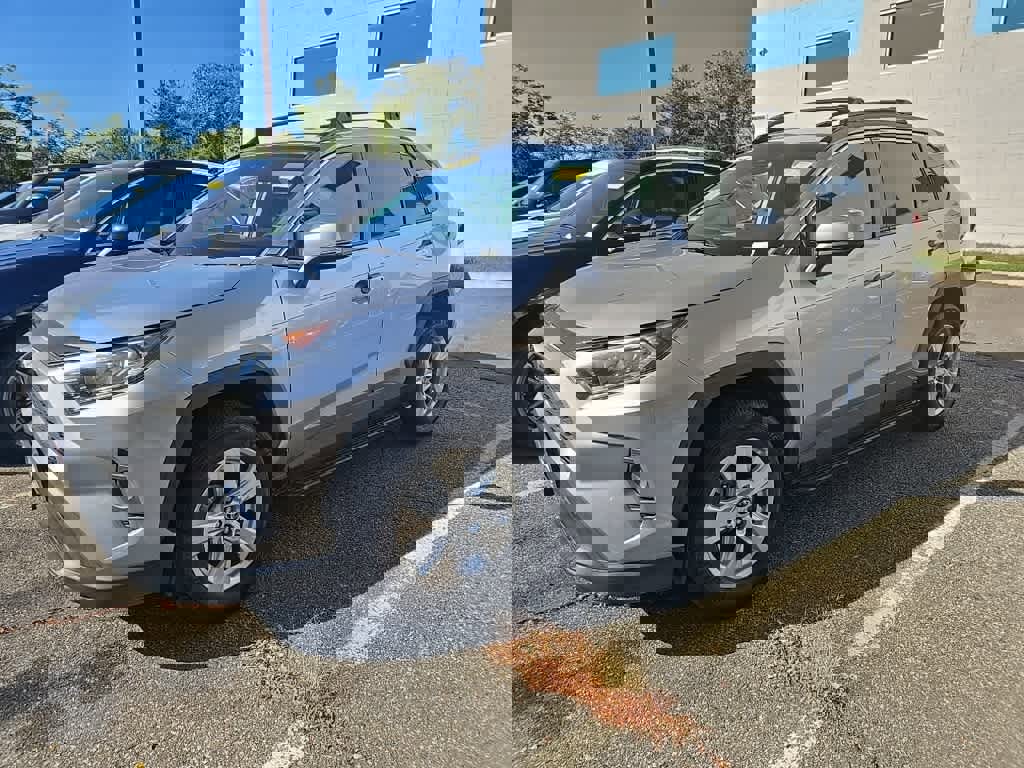 Used 2021 Toyota RAV4 XLE