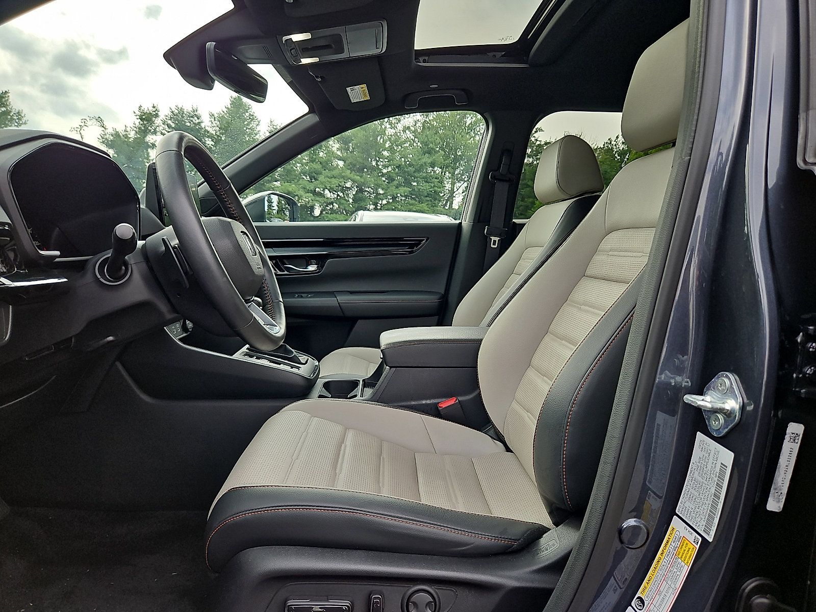 Used 2024 Honda CR-V Sport Touring image 14