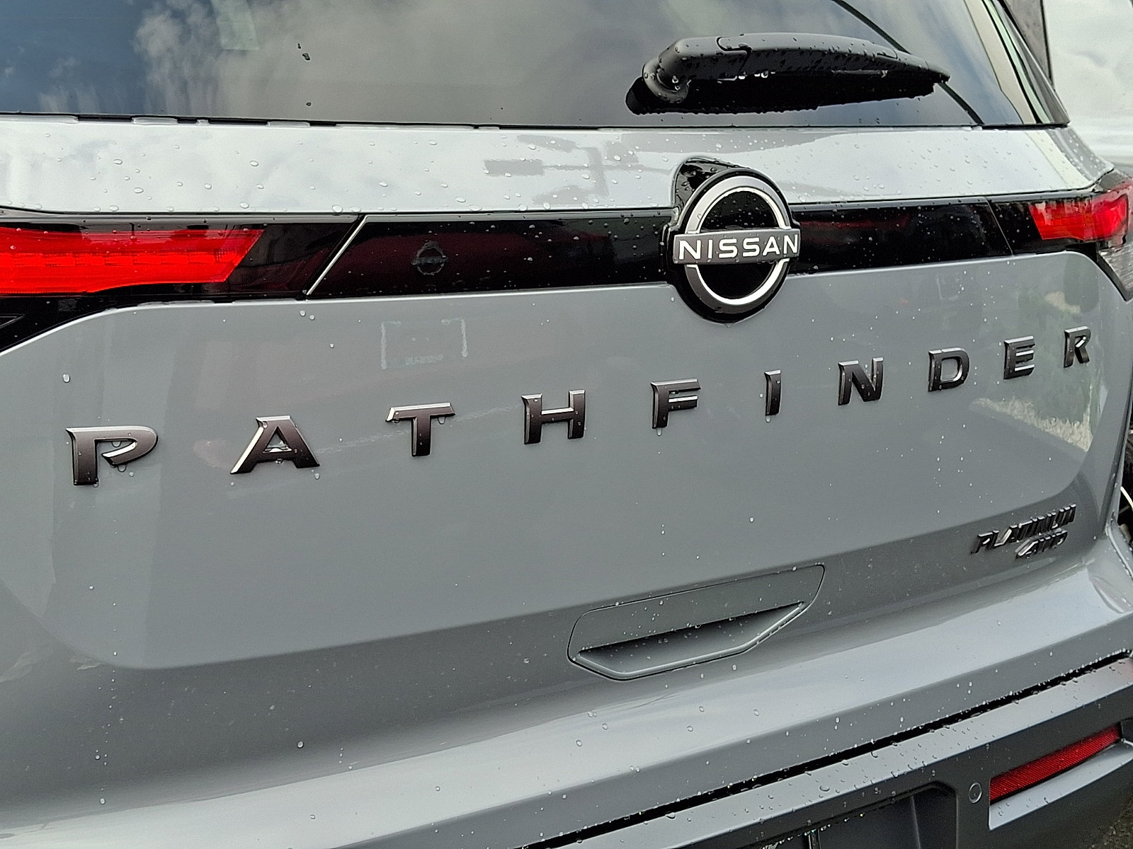 New 2026 Nissan Pathfinder Platinum AWD/4WD image 5