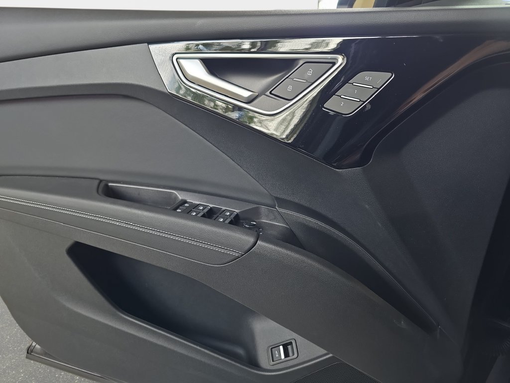 Certified 2024 Audi Q4 e-tron Premium Plus AWD/4WD image 24