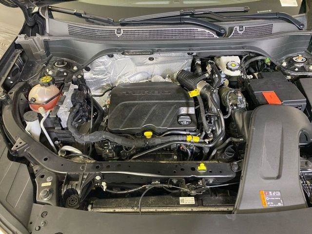 Used 2024 Chevrolet Trax LT w/ Driver Confidence Package FWD image 19