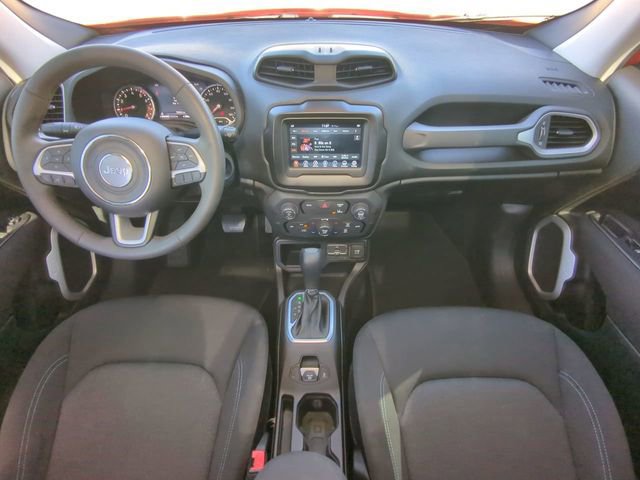 Used 2021 Jeep Renegade Latitude image 17