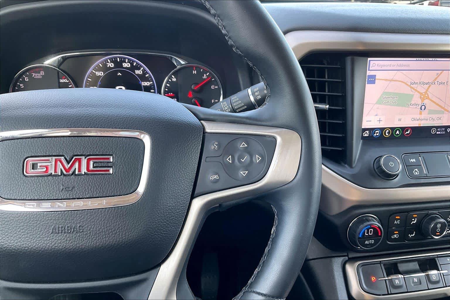 Certified 2023 GMC Acadia Denali w/ Denali Technology Package FWD image 22
