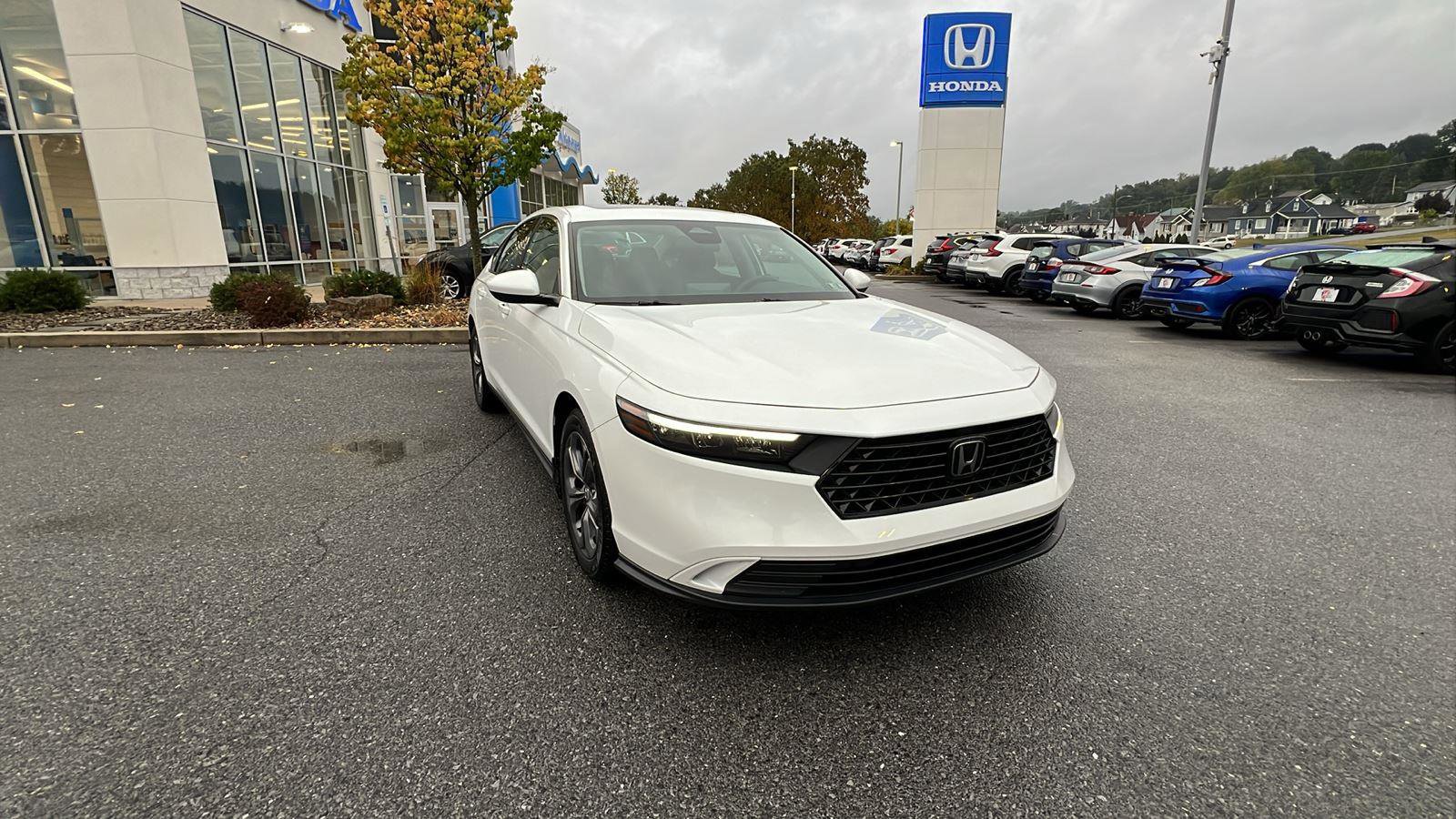 Certified 2023 Honda Accord EX image 2