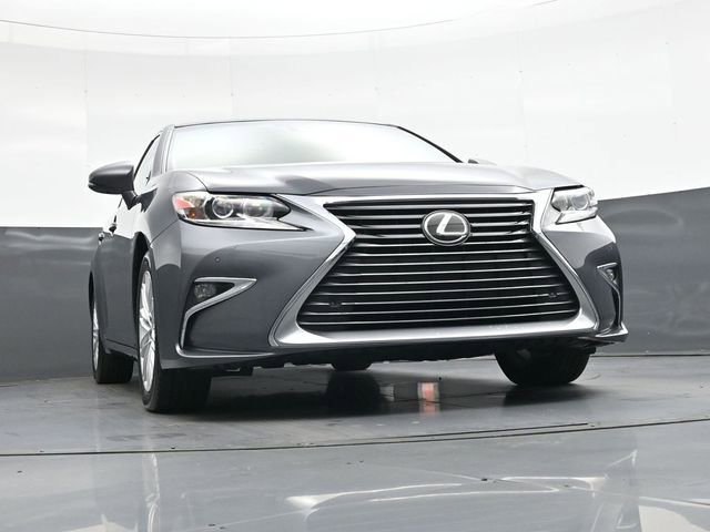 Used 2017 Lexus ES 350 w/ Premium Package FWD image 39