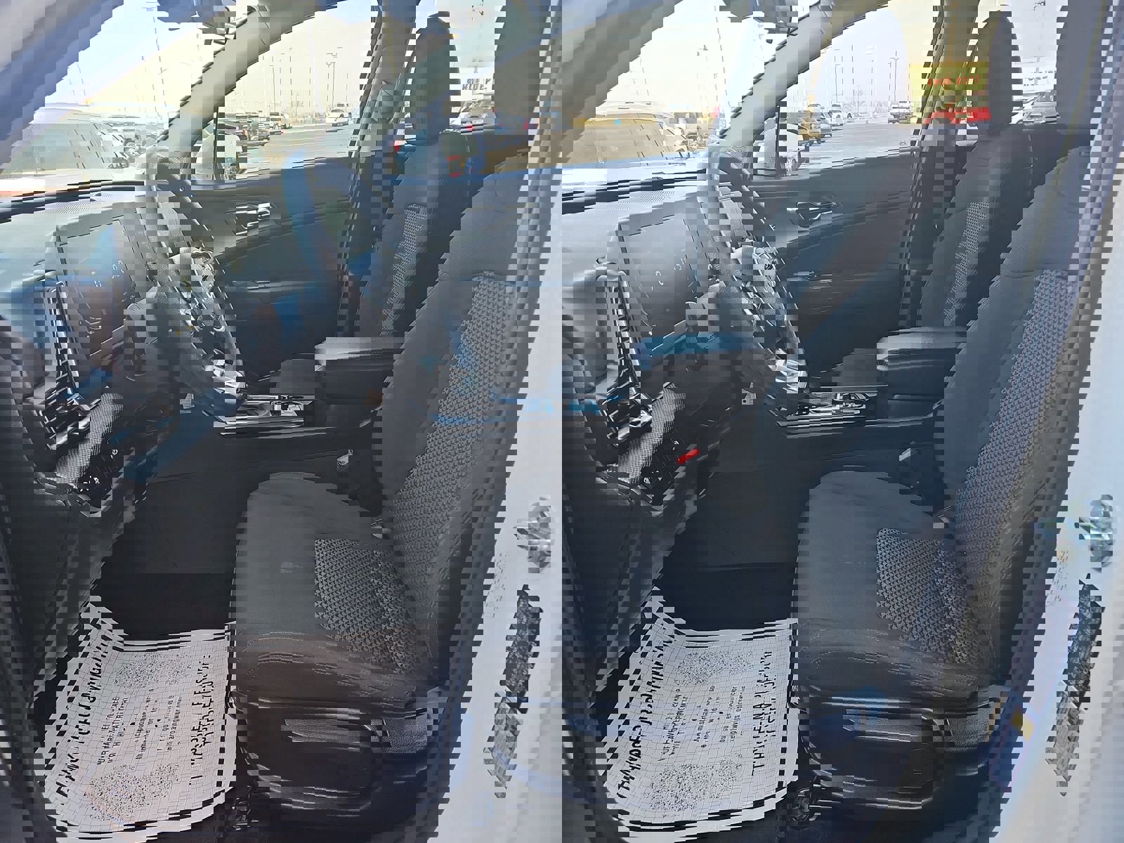 Used 2023 Kia Sportage LX image 7